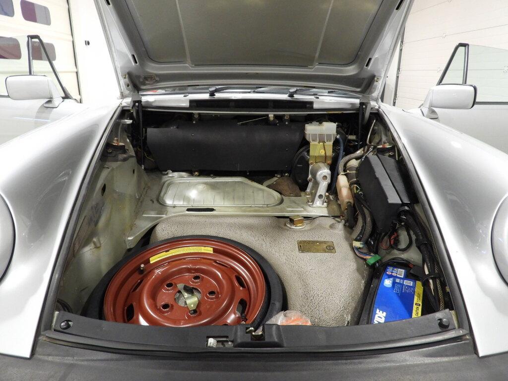 Porsche 911 Cabrio 3.2 Carrera