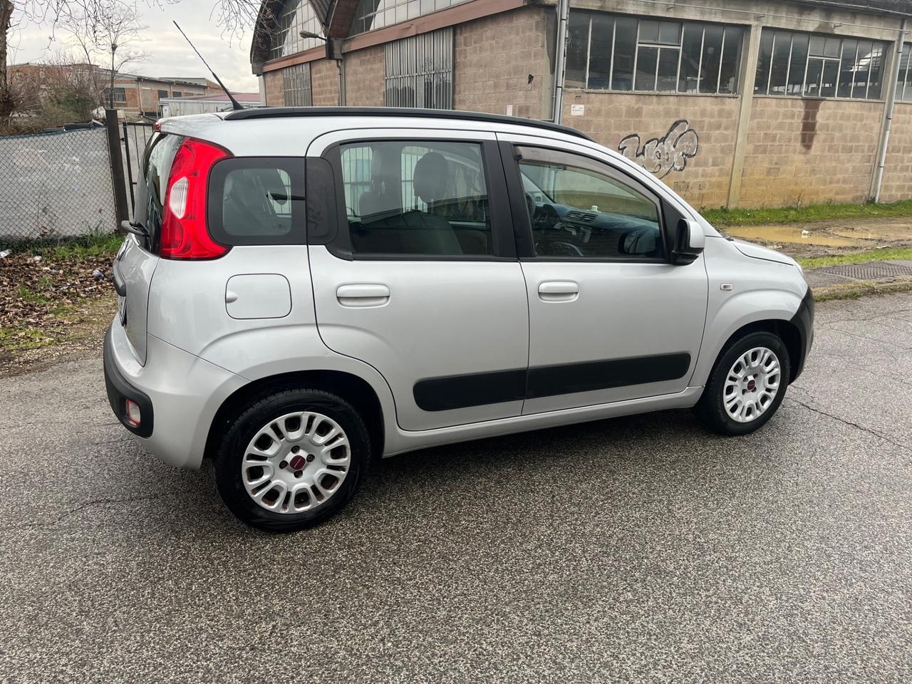 Fiat Panda 1.2 Lounge 2015 69CV 163.000 KM