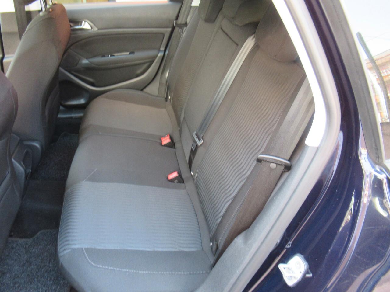 Peugeot 308 BlueHDi 120 S&S SW Business