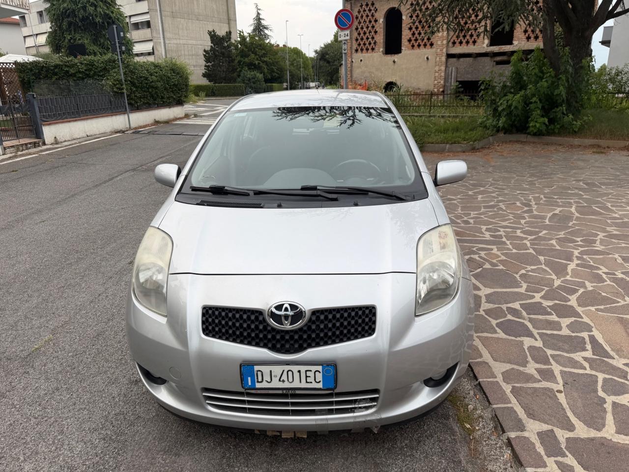 Toyota Yaris 1.3 5 porte M-MT Sol