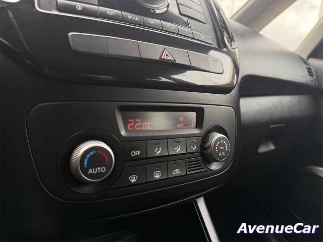 KIA Venga 1.4 cvvt COOL ADATTA A NEOPATENTATI PREZZO REALE