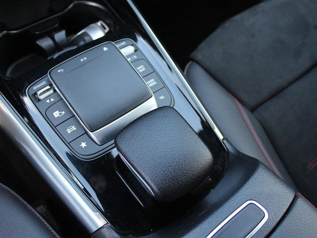 MERCEDES-BENZ GLA 200 d Automatic 4Matic Premium
