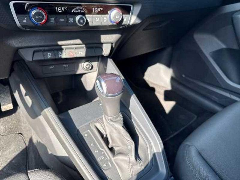 Audi A1 II 2019 Sportback 30 1.0 tfsi Admired 110cv s-tronic