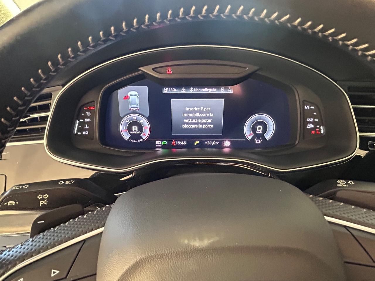 Audi Q8 50 TDI 286 CV quattro Sport black Edition