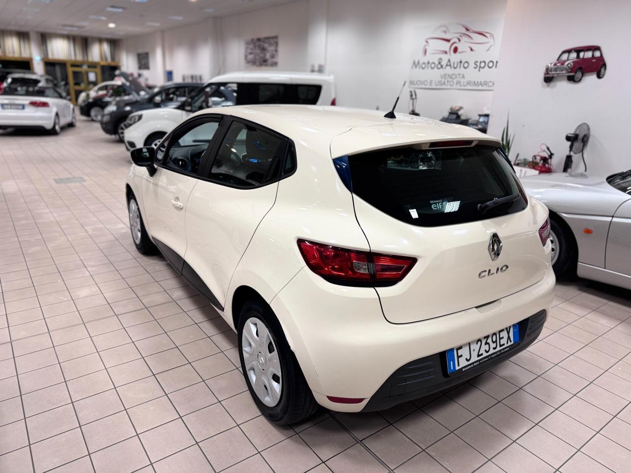 Renault Clio 1.2 75CV 5 porte Intens