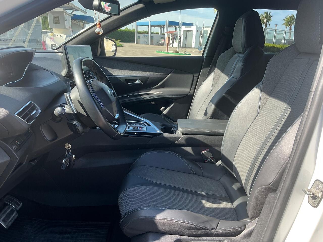 PEUGEOT 3008 1.5 DIESEL 130cv ALLURE -12/2020