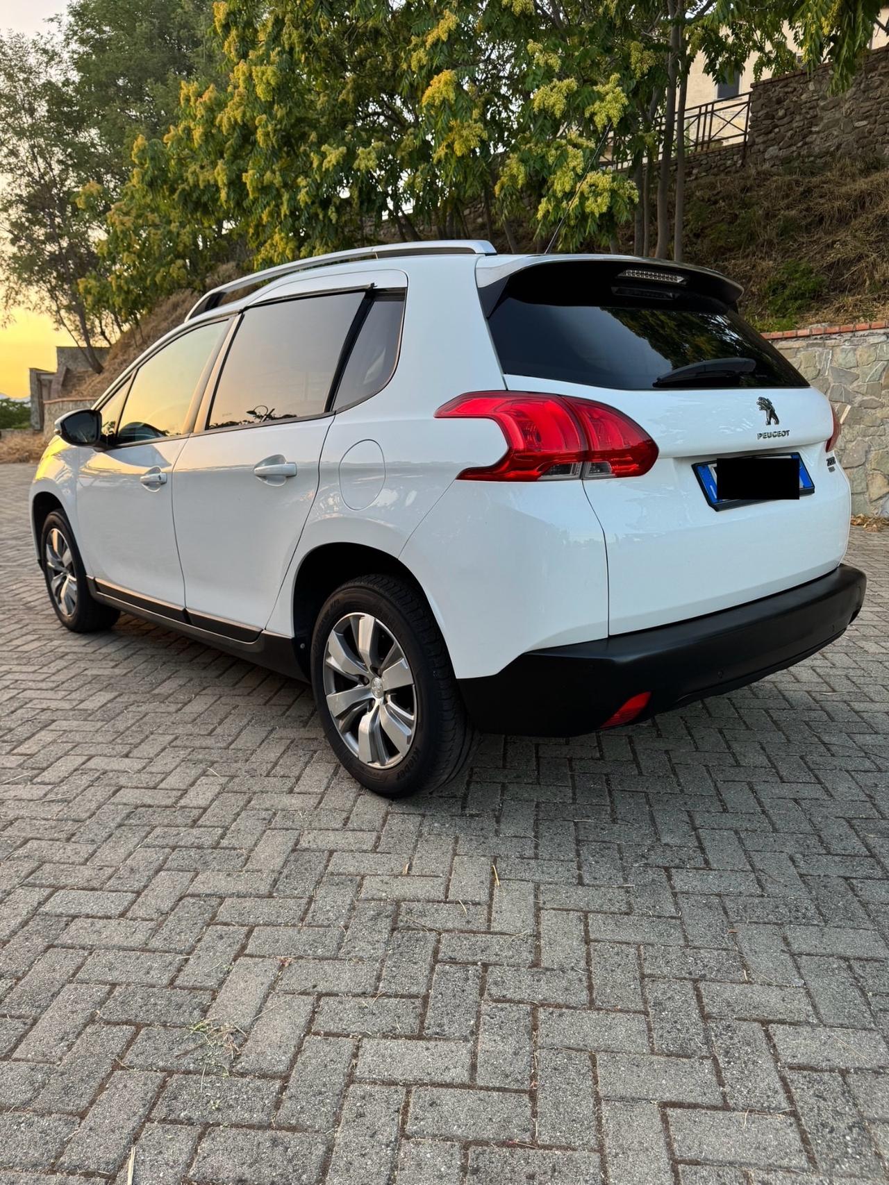 Peugeot 2008 1.6 e-HDi 92Cv Urban Cross 2014