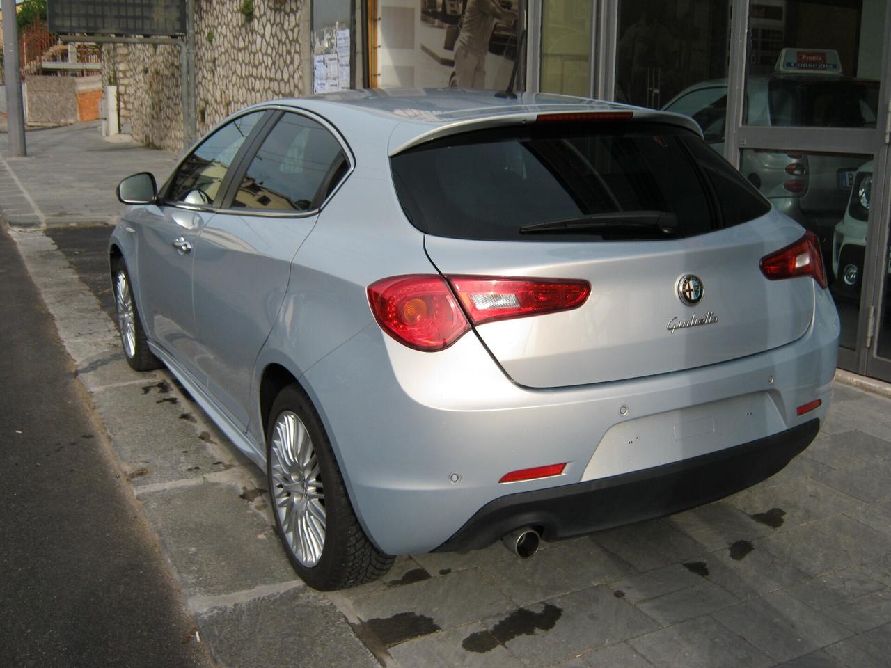 ALFA ROMEO GIULIETTA 1,6 JTD -M EXCLUSIVE ,navigatore-pelle, pacc. sport