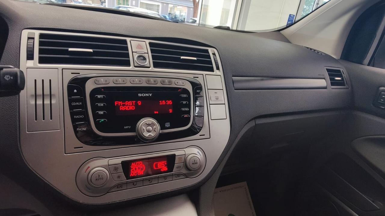 Ford Kuga 2.0 TDCi 140 CV 2WD