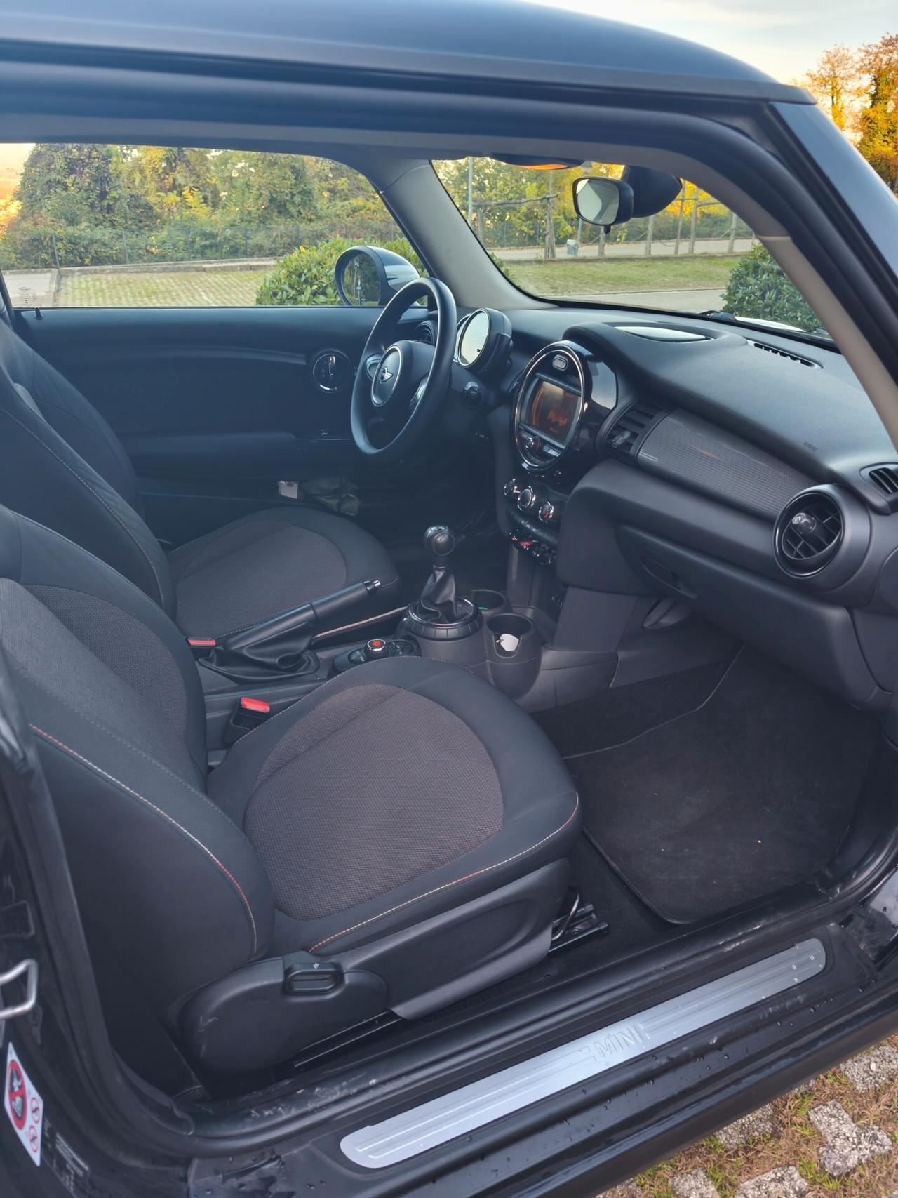 MINI ONE 1.5D 2016 NEOPATENTATI GARANZIA