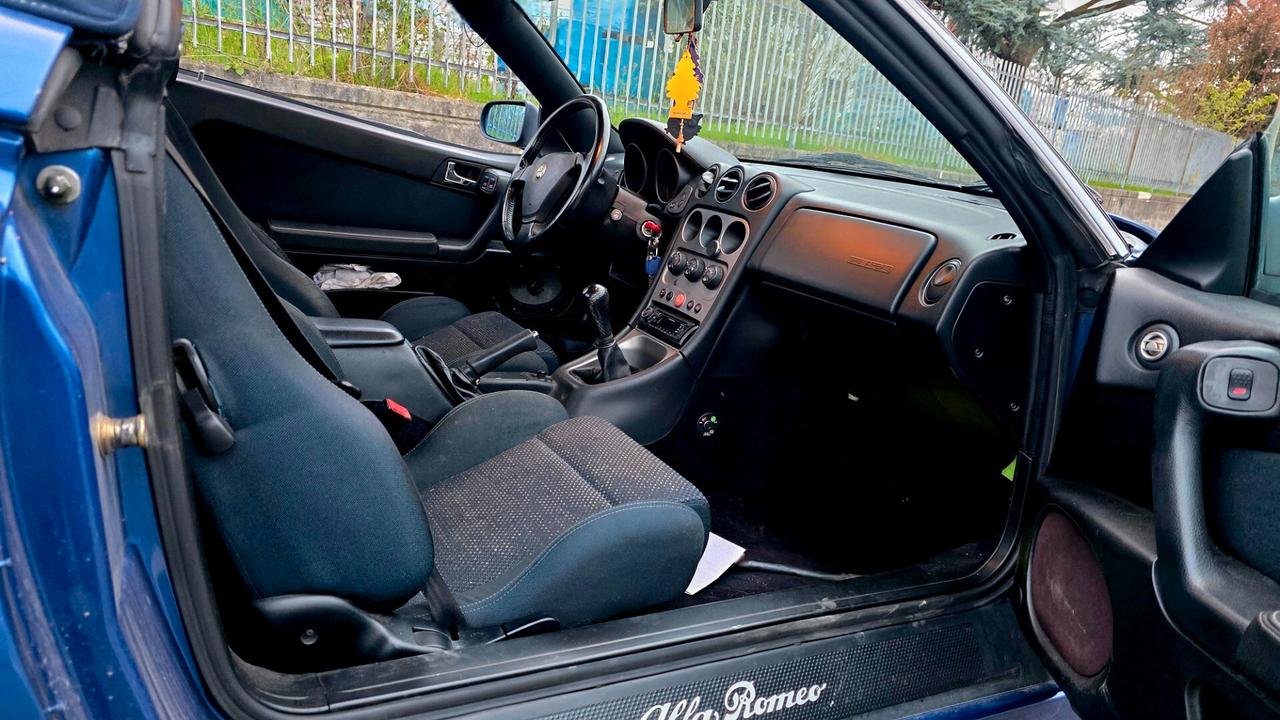 Alfa Romeo Spyder 916 LAVORI FATTI