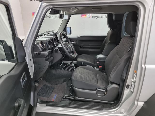 SUZUKI Jimny 1.5 5MT Top