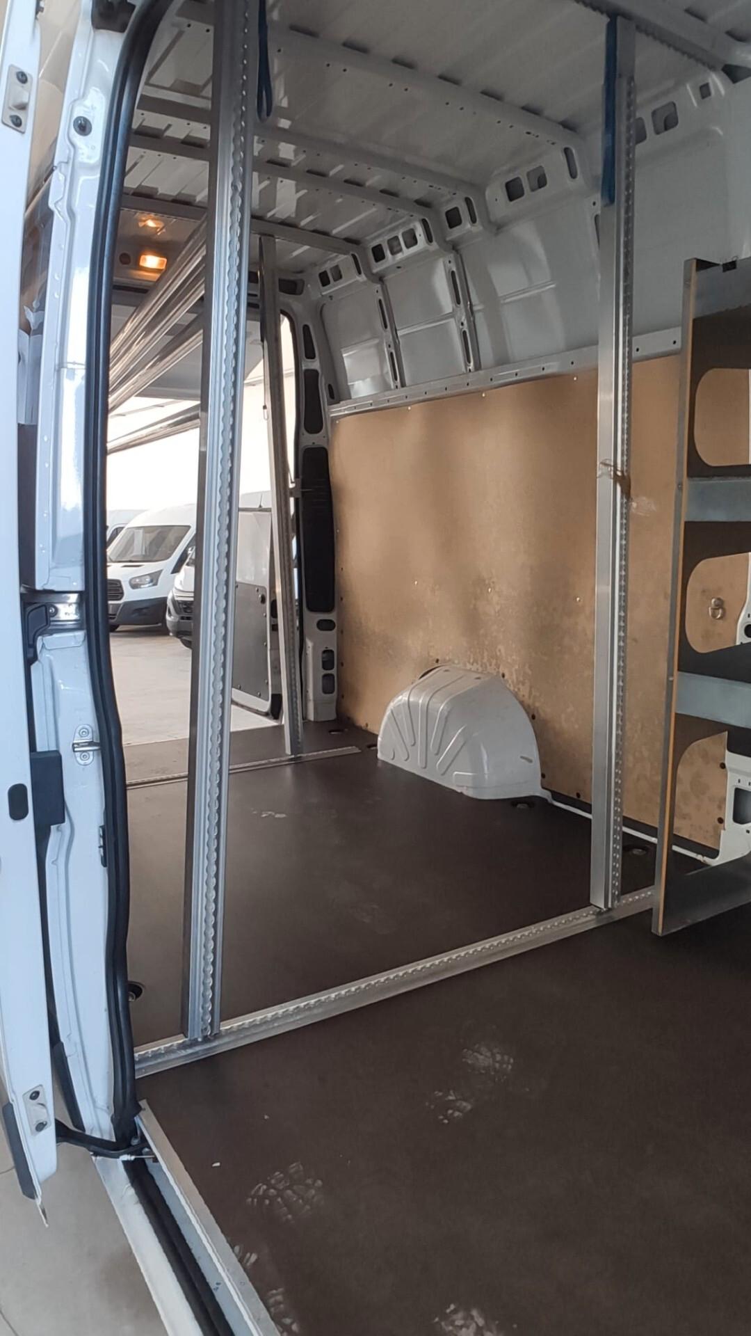 Fiat Ducato 2.3 Multijet - L3H4 (Tetto Extra Alto)