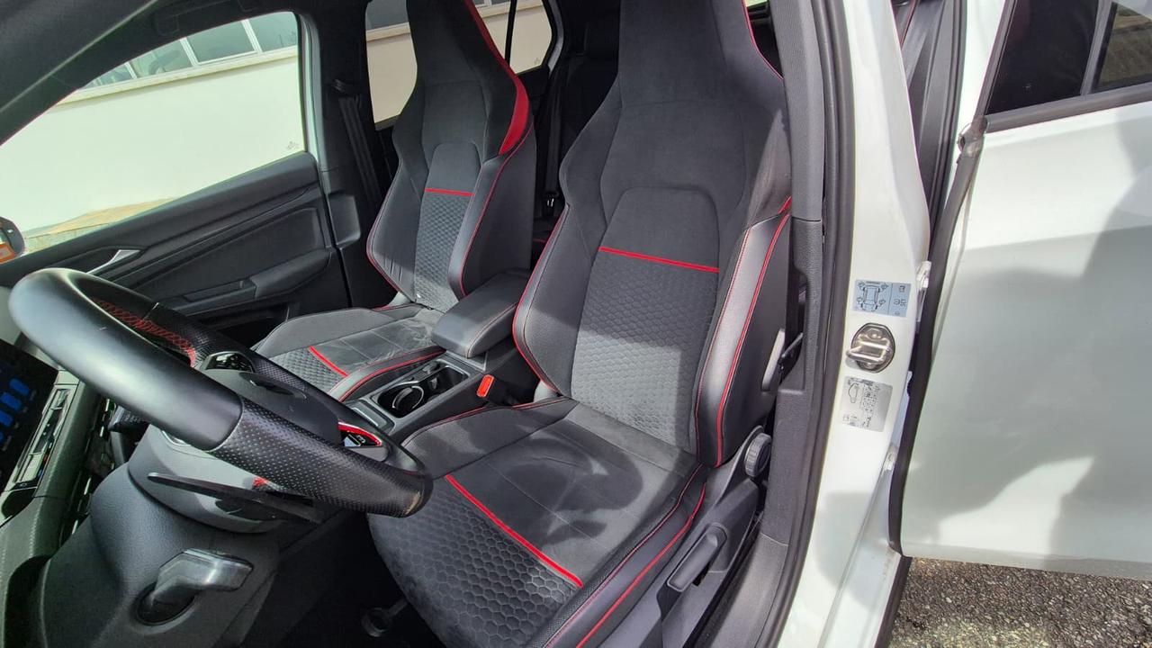 VOLKSWAGEN Golf 8ª serie Golf 2.0 TSI GTI DSG ...