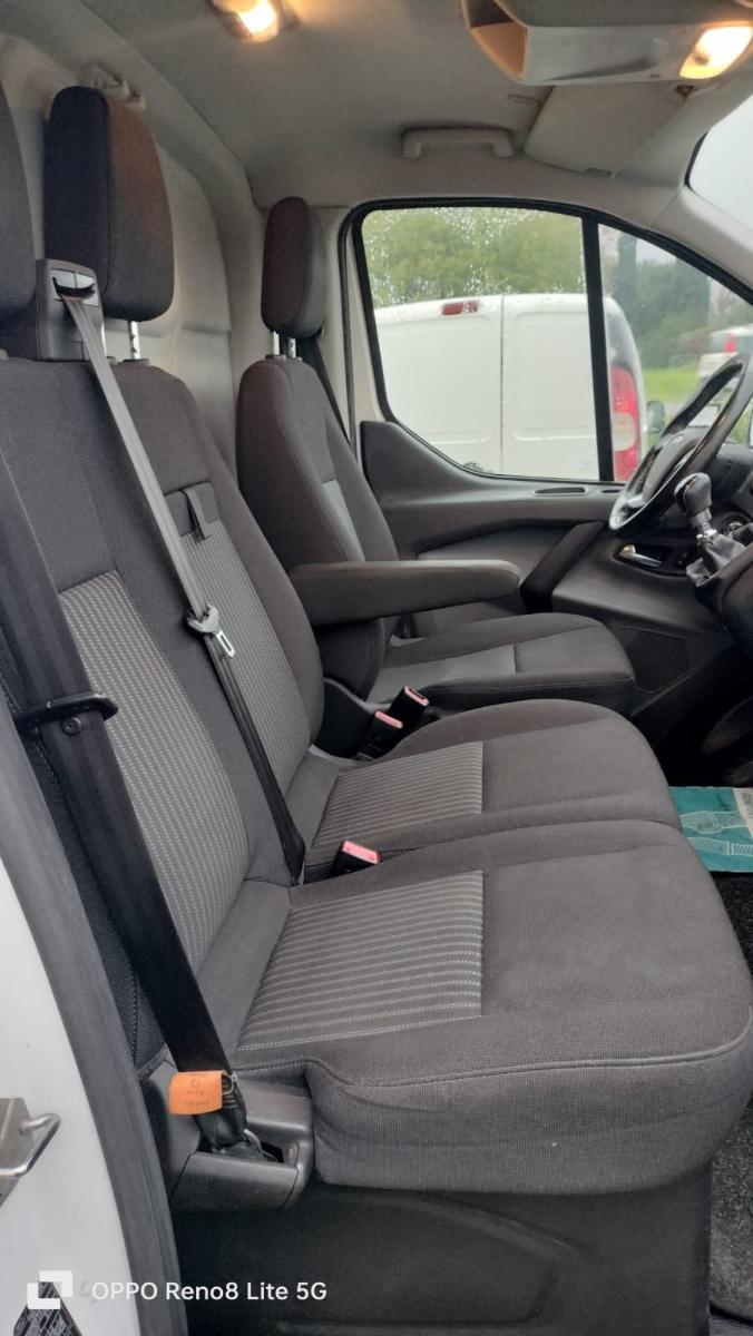 FORD transit custom 270 2.0 tdci 130cv Trend L1H1 E6 transit custom 270 2.0 tdci 130cv Trend L1H1 E6
