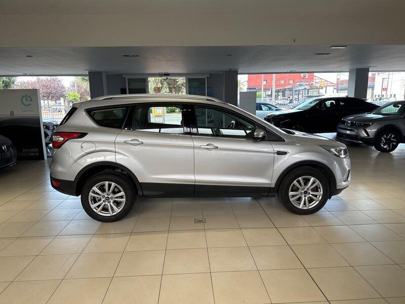 Ford Kuga 1.5 TDCI 120 CV S&S 2WD Powershift Business