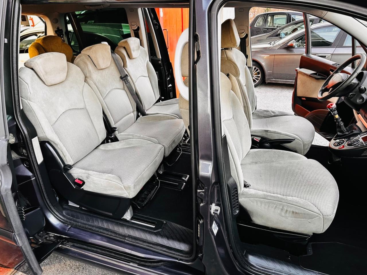 Peugeot 807 2.0 HDi 6Marce 7Posti Exclusive