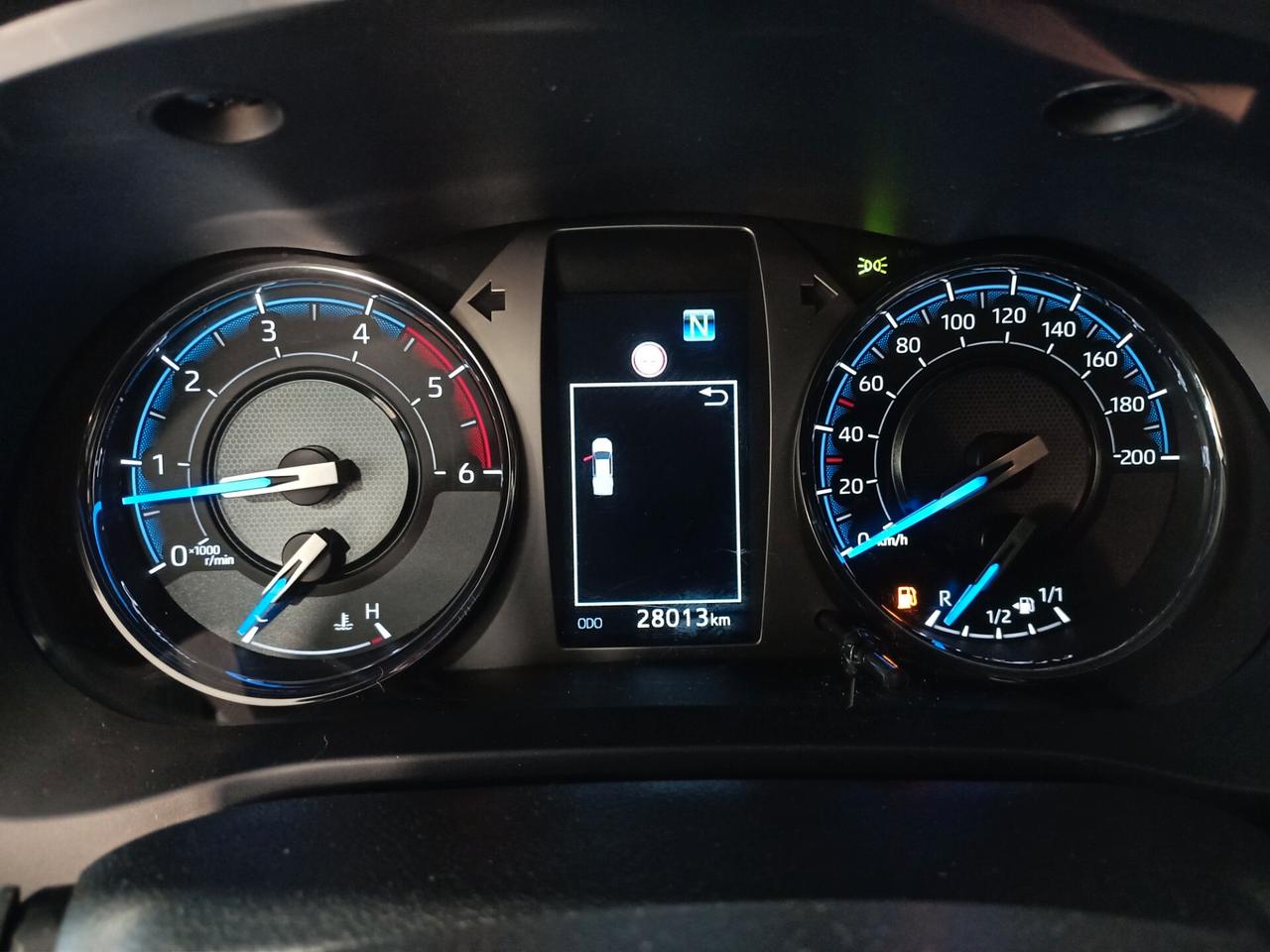 Toyota Hilux Hilux 2.8 d double cab Invincible 4wd auto*