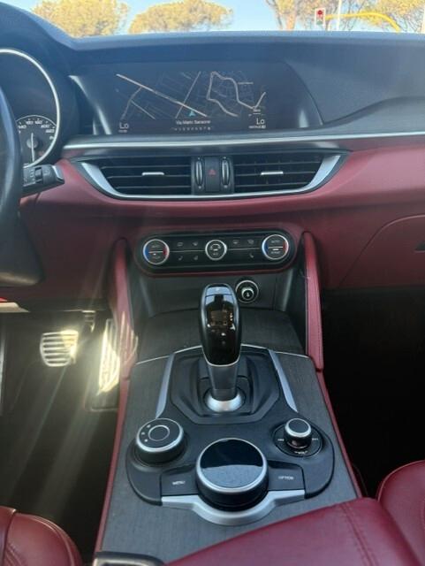 Alfa Romeo Stelvio 2.2 Turbodiesel 180 CV AT8 RWD Executive