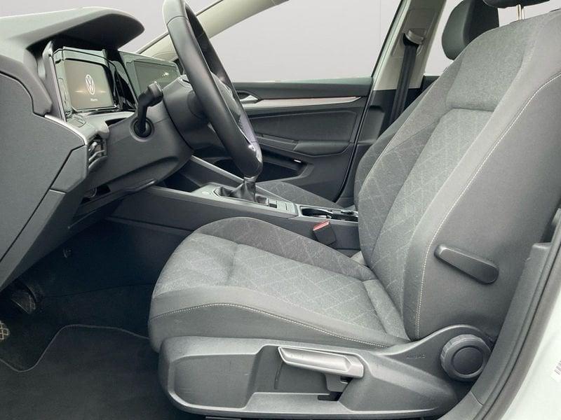 Volkswagen Golf 2.0 TDI Life NAVI LED ACC