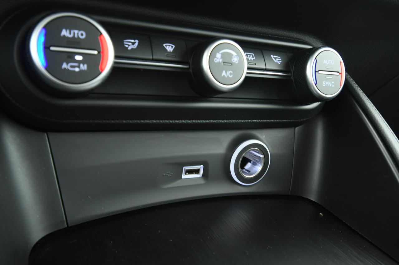 ALFA ROMEO Stelvio 2.0 t Business Q4 200cv auto CAMERA+ACC