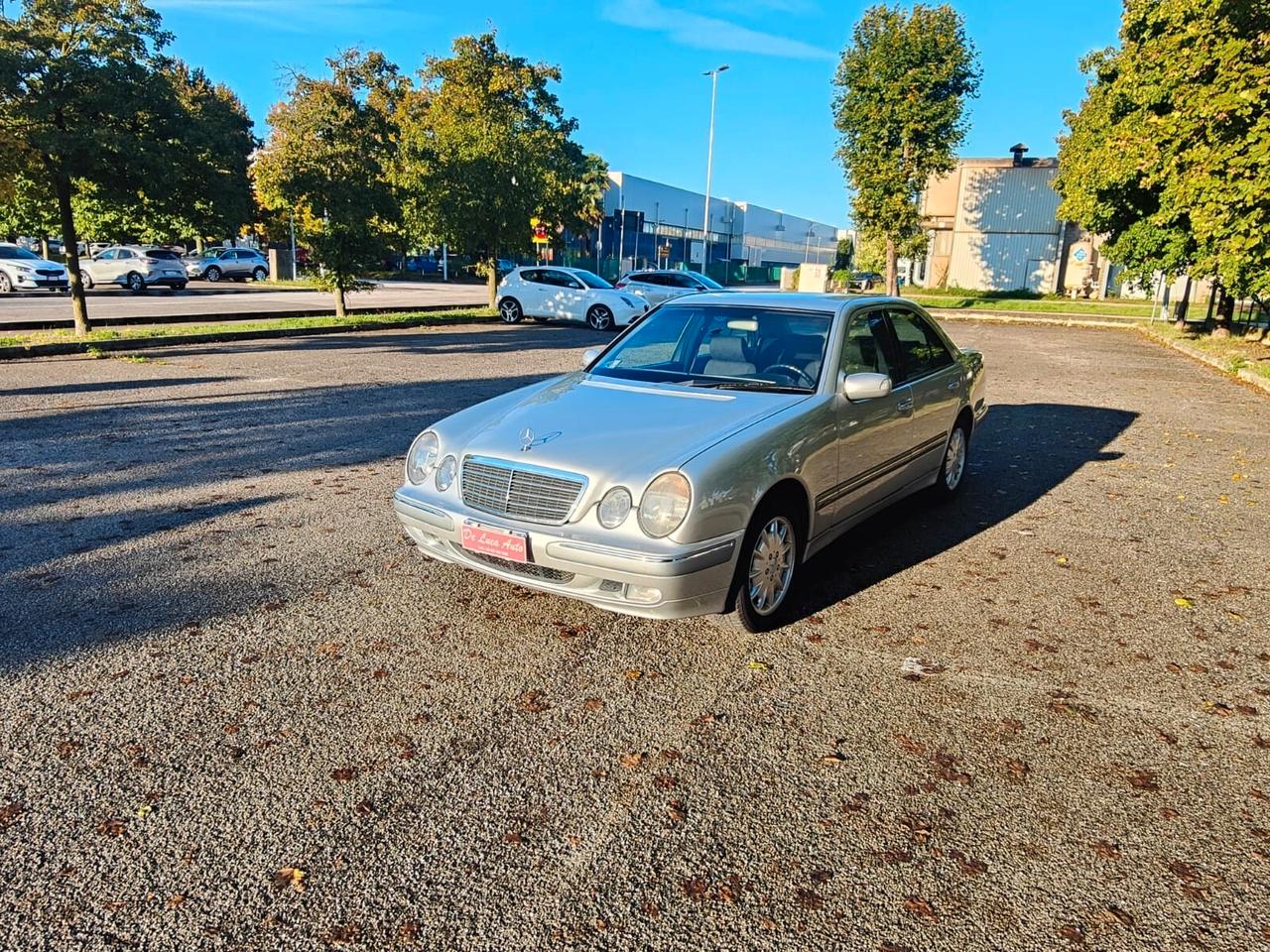 Mercedes-benz E 200 E 200 Kompressor cat Elegance