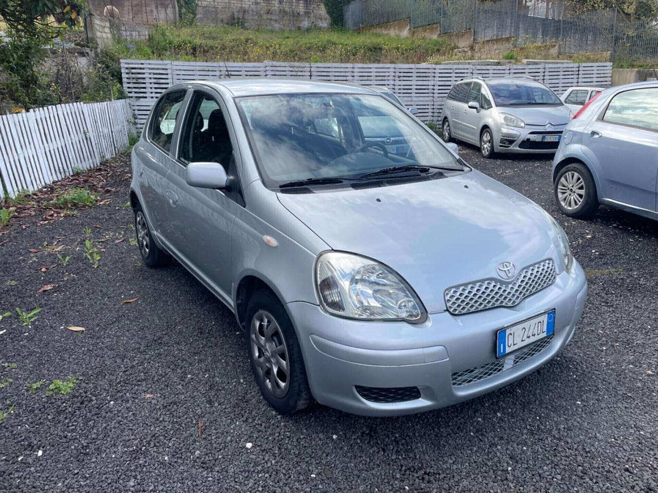 Toyota Yaris 1.4 tdi D-4D cat 5 porte Sol