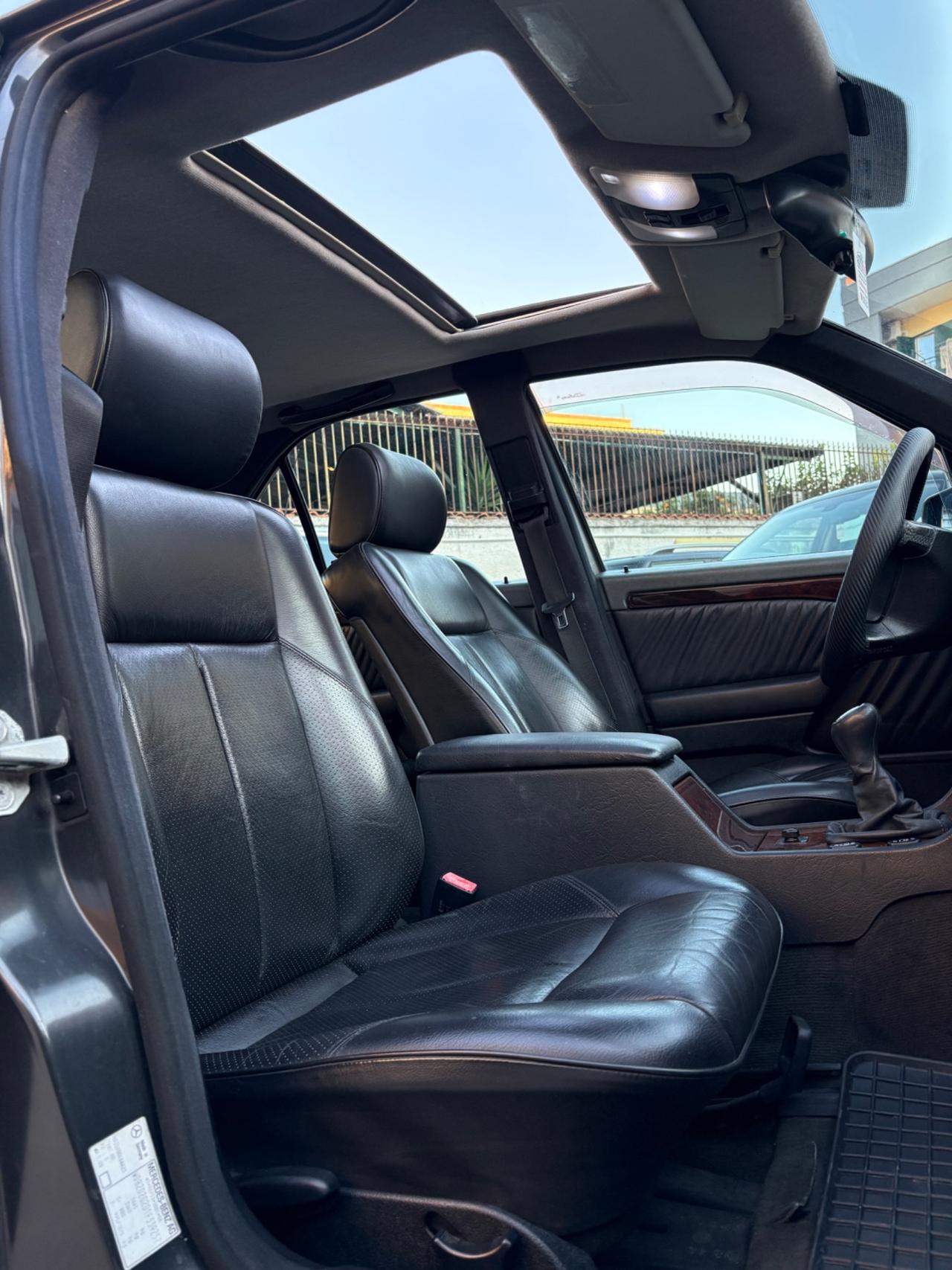 Mercedes C 200 berlina GPL magnifica