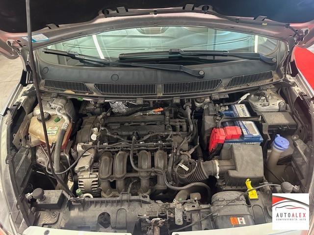 FORD - Ka 1.2 70cv + 1.2 70cv