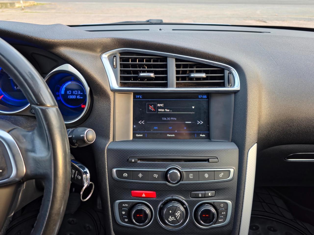 Ds DS4 4 BlueHDi 120 S&S EAT6 Chic 2015-E6 Automatico NEO