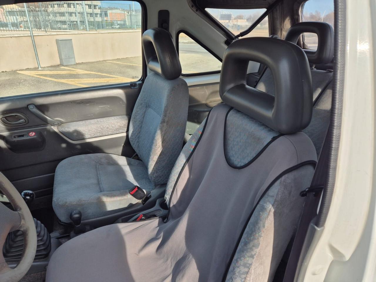 Suzuki Jimny 1.3 16V Cabrio 4WD JLX