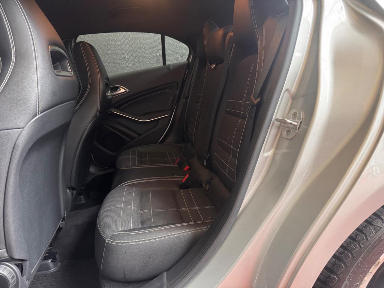 Mercedes-benz A 160 d Automatic Premium