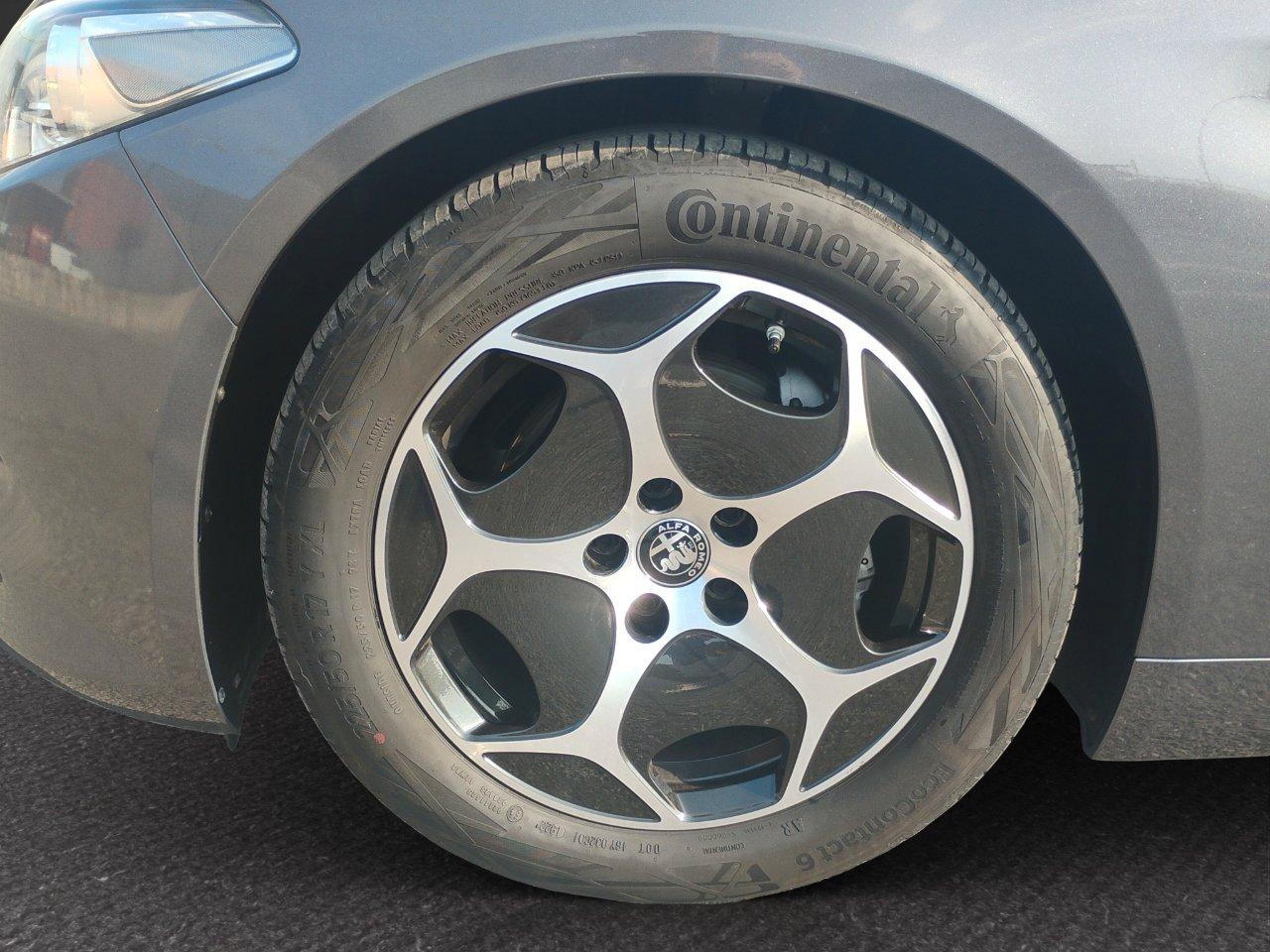 Alfa Romeo Giulia 2.2 t Super.160cv .NAVI.TELECAMERA