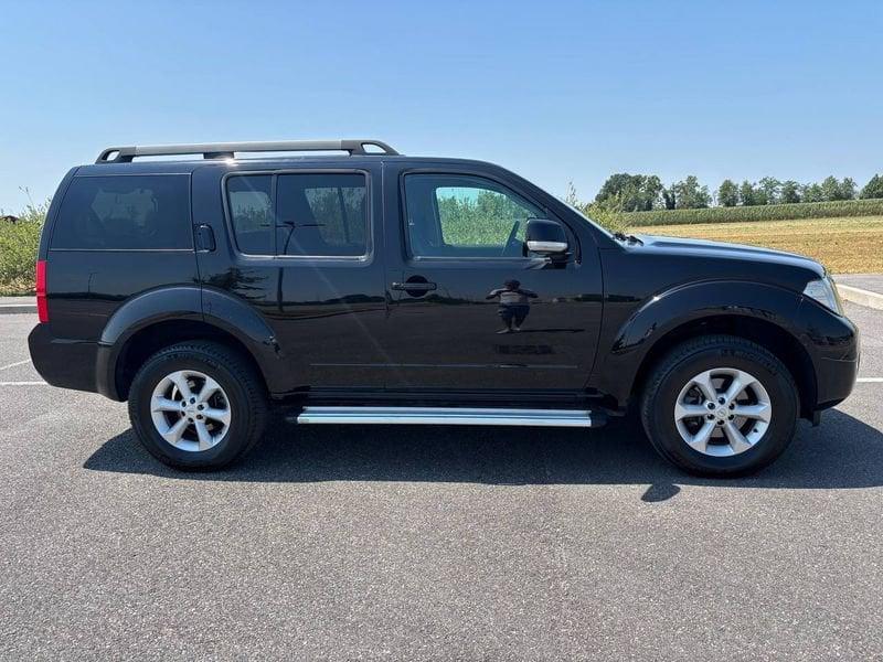 Nissan Pathfinder 7 POSTI - 2.5 Diesel 190cv