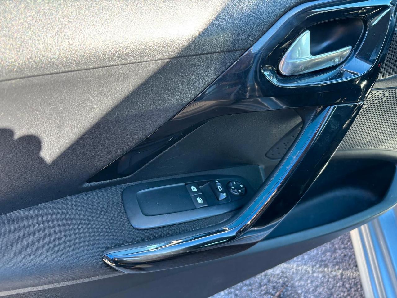 Peugeot 208 BlueHDi 75 5 porte Allure