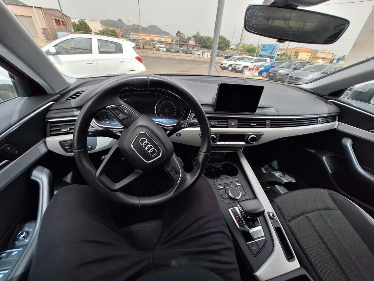 Audi A4 avant 35 TDI S tronic