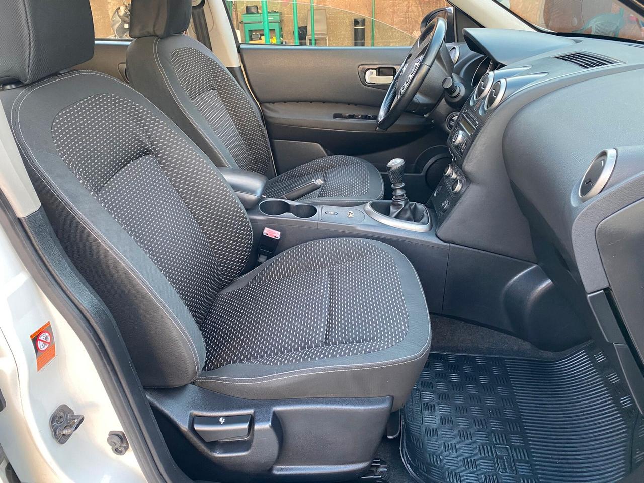 Nissan Qashqai 1.5 dCi Acenta 105cv full opt tetto 2010