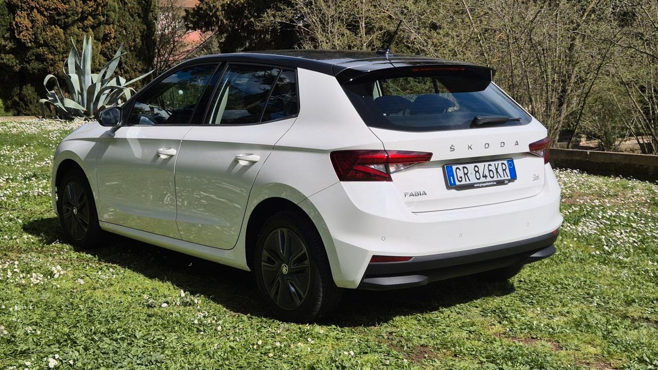 Skoda Fabia 1.0 TSI 95 CV Monte Carlo 2023 COME NUOVA leggi testo