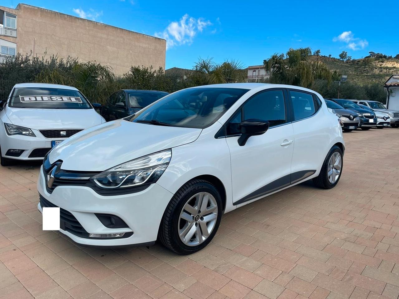 Renault Clio "Finanzaibile Senza Busta Paga"