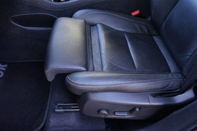 VOLVO XC40 T3 Geartronic Inscription Pari al Nuovo Certificat