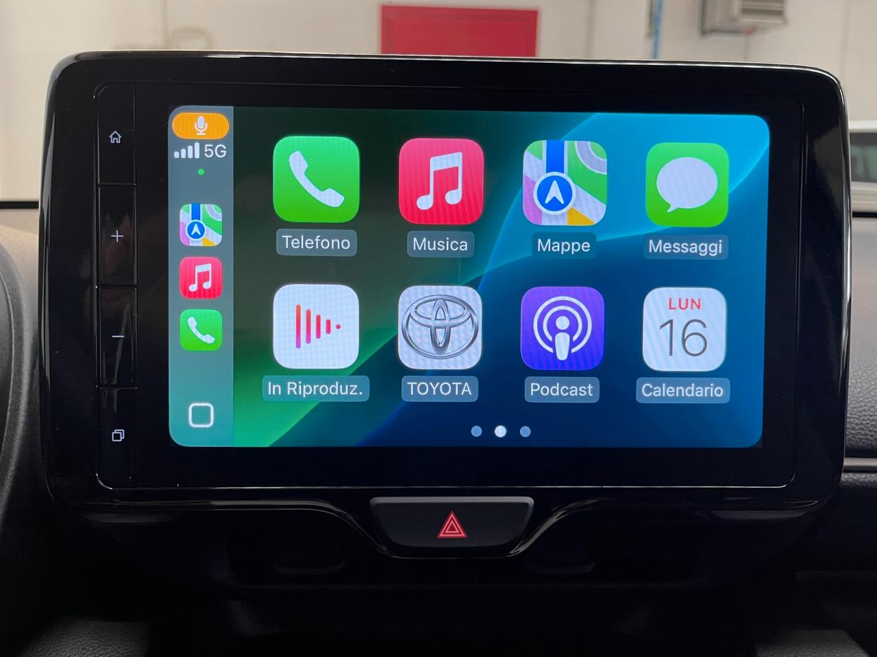 Toyota Yaris Trend Teck Pack 1.5h-Ok Neopatentato-LEGGI SOTTO