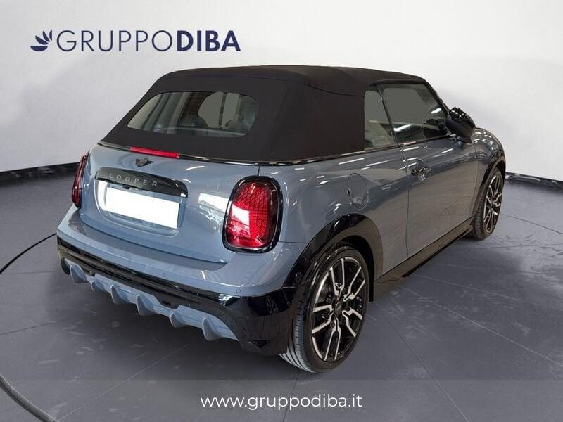 MINI Cooper Mini Cabrio F67 Mini Cabrio 2.0 C JCW auto