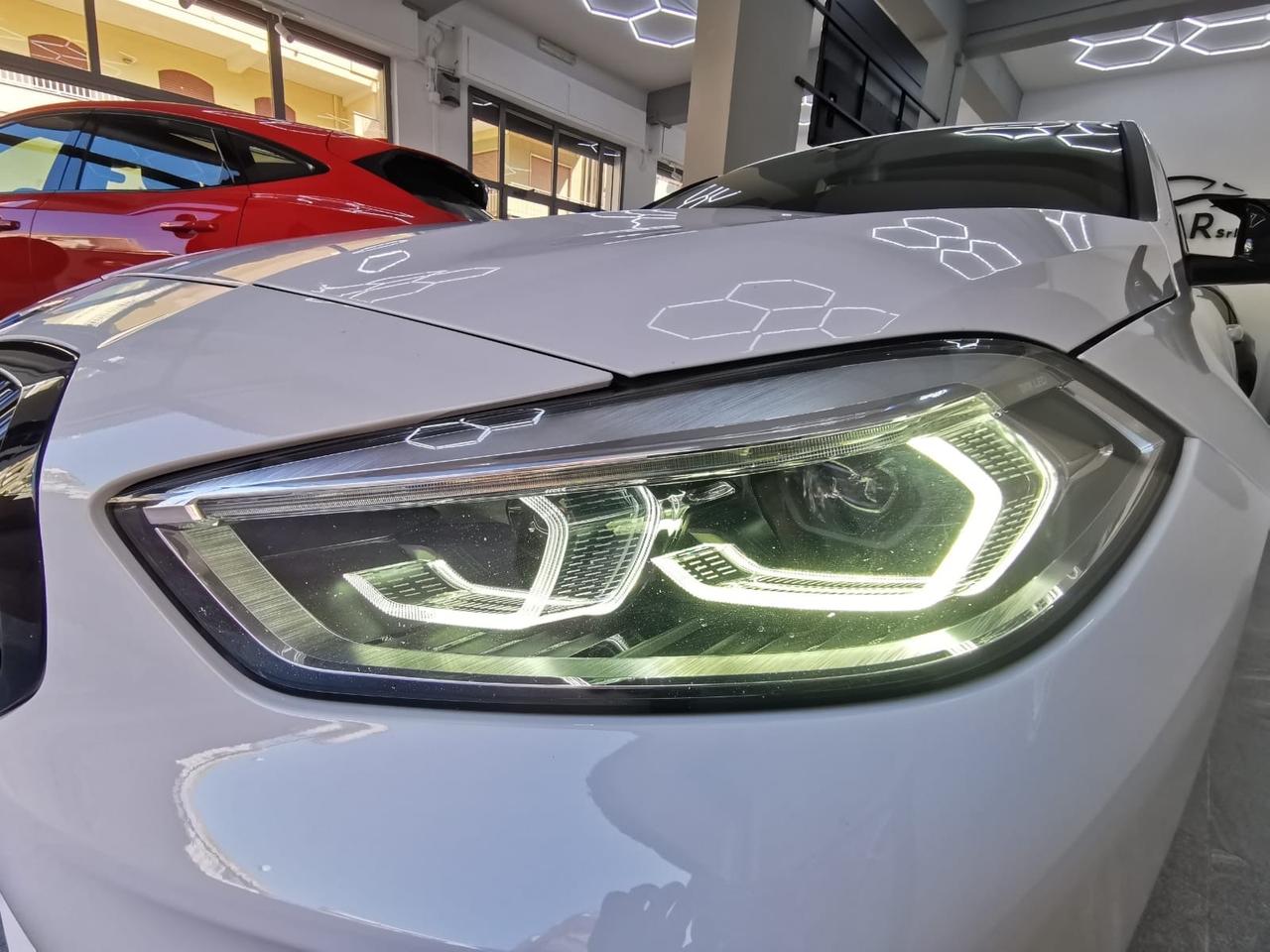 Bmw 118 118d 5p. Msport