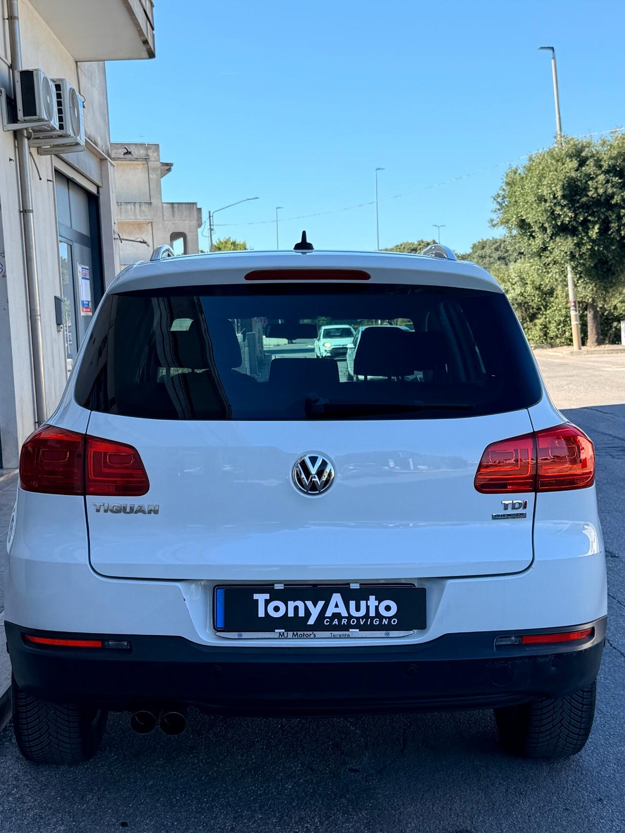 Volkswagen Tiguan 2.0 tdi Sport STYLE ,KM CERTIFICATI VOLKSWAGEN,NAVI,BLUETOOTH,SENSORI DI PARCHEGGIO