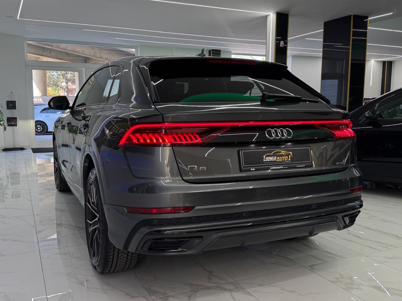 Audi Q8 50 TDI 286CV Quattro TipTronic Sport Full Opt