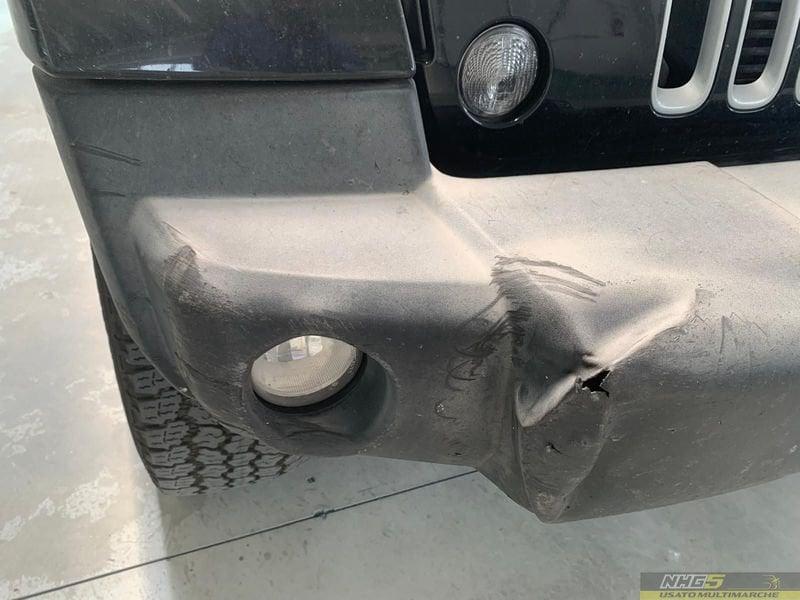 Jeep Wrangler 2.8 CRD DPF Sahara Auto