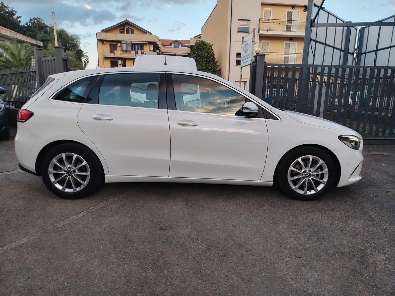 Mercedes-benz B 200 d Automatic Progressive
