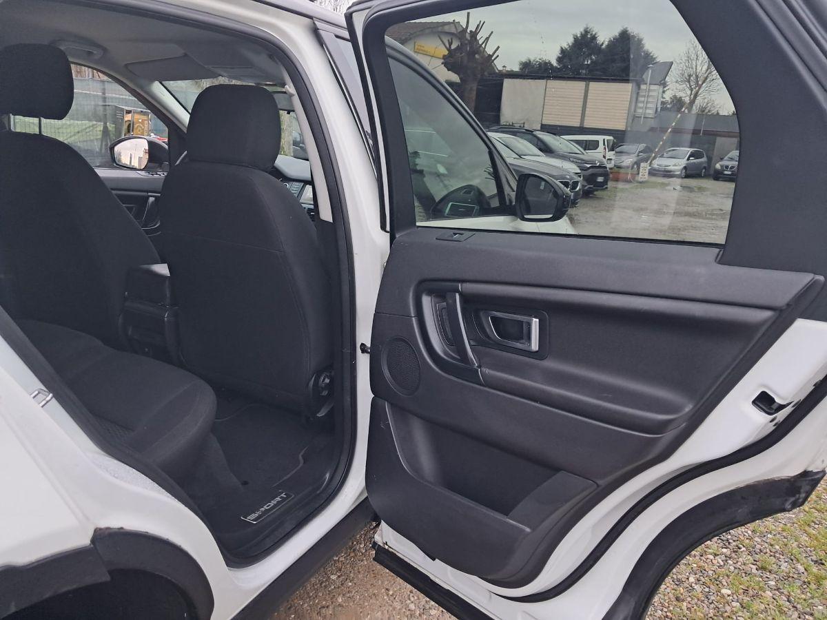 LAND ROVER - Discovery Sport - 2.0 TD4 150 CV Pure