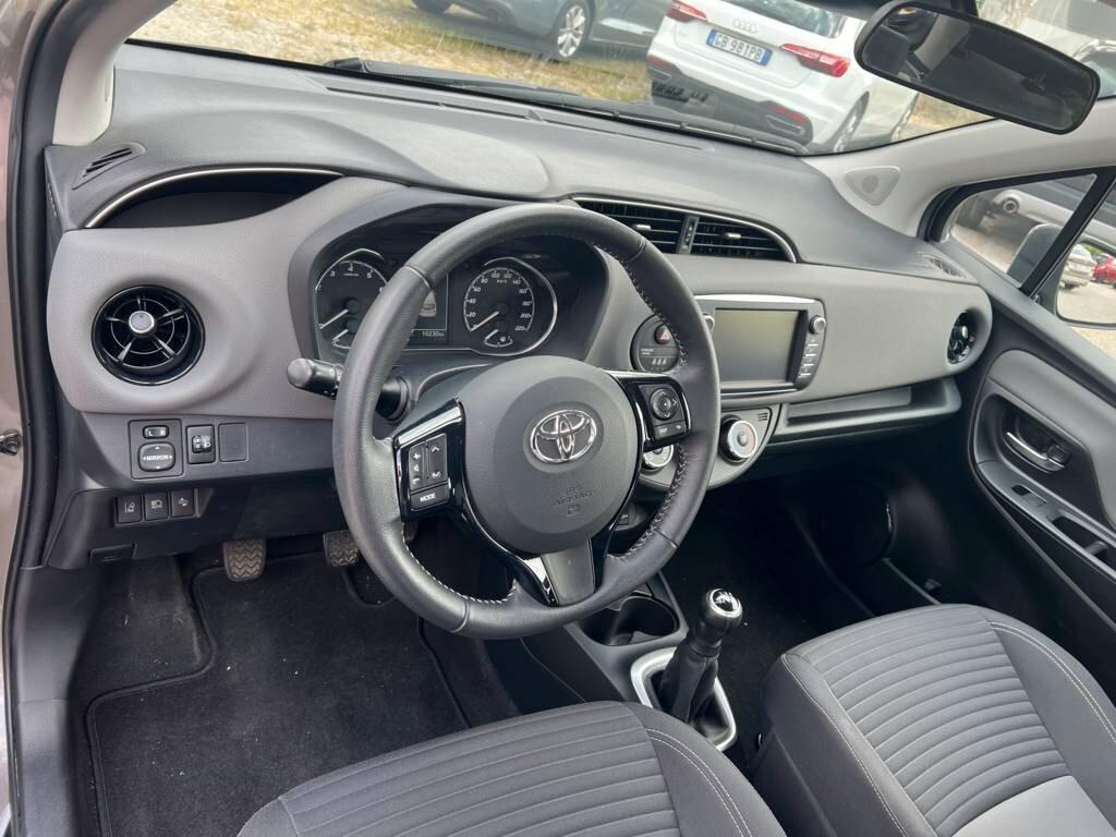 Toyota Yaris 1.0 5 porte Lounge