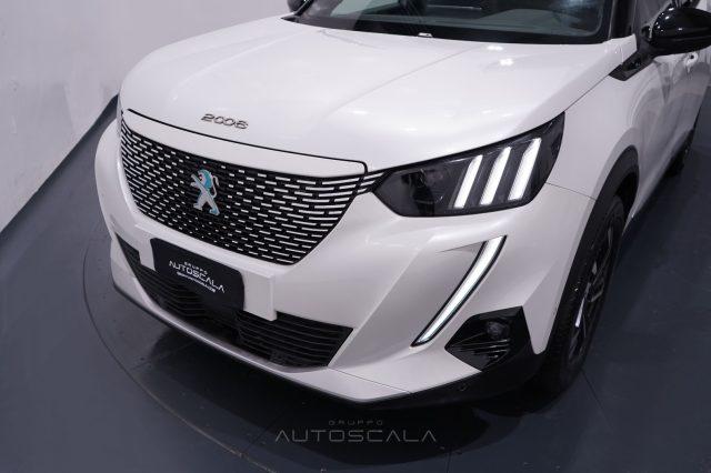 PEUGEOT 2008 motore elettrico 136 CV GT